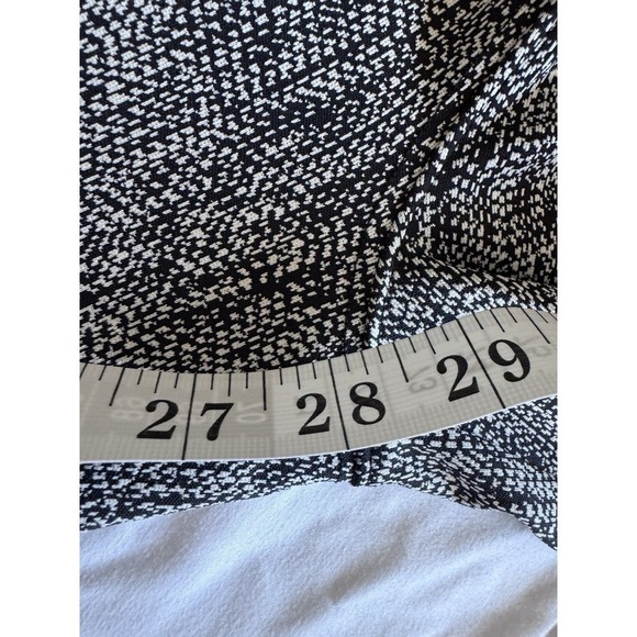 Athleta Pixy Drifter Tight Women's Size Medium Zip Pocket, Ankle Legging Blk/Whi - Picture 8 of 11